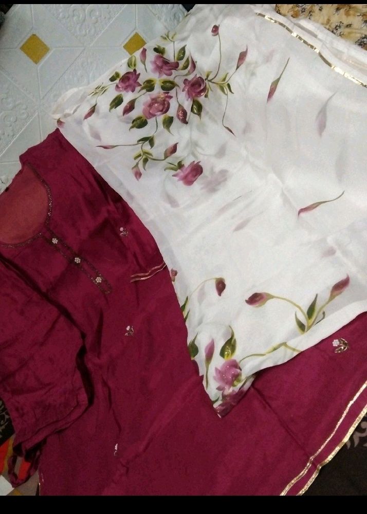 Very Low Price Work PureSilk kurti Pant Dupatta Se