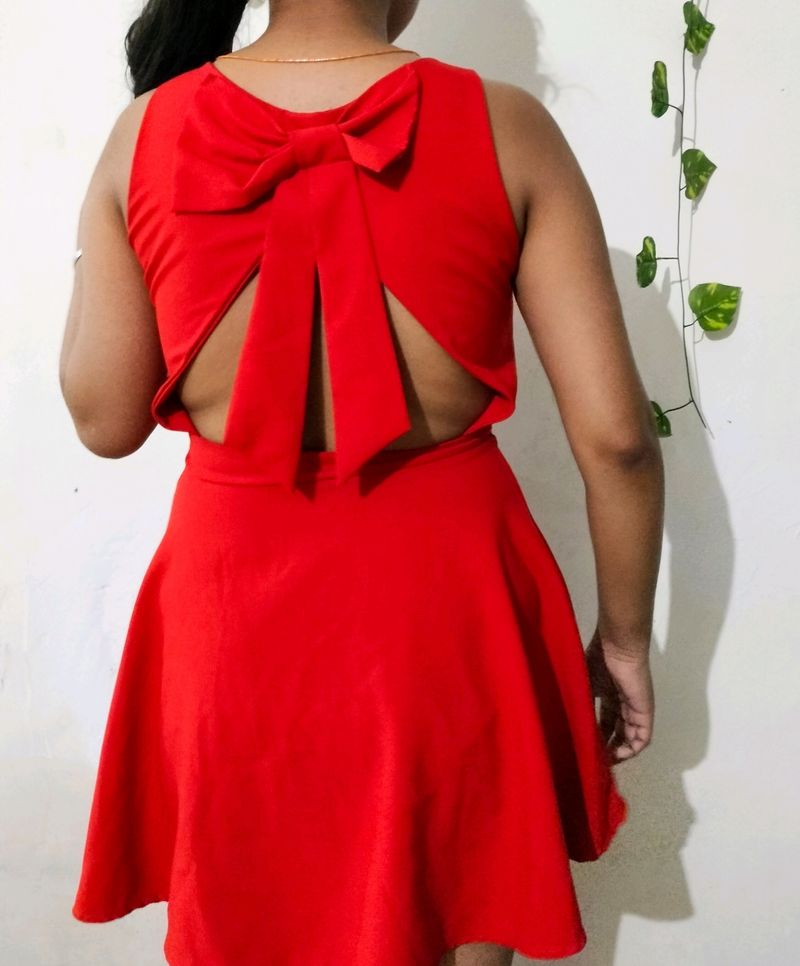 Tie Backless Cut Out Back Pleated Red Dress