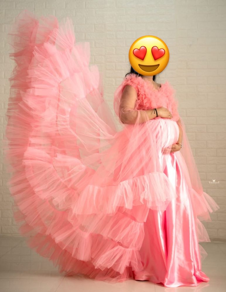 Designer Maternity shoot gown