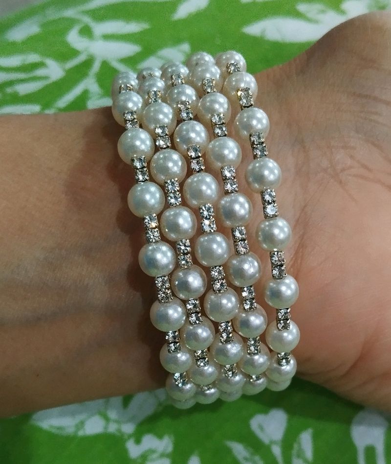 Adjustable Stone and pearl Bracelet