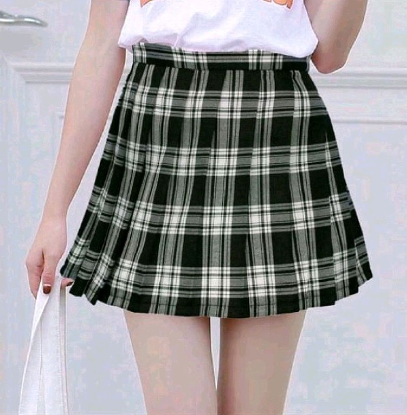 Black And White Korean Skirt