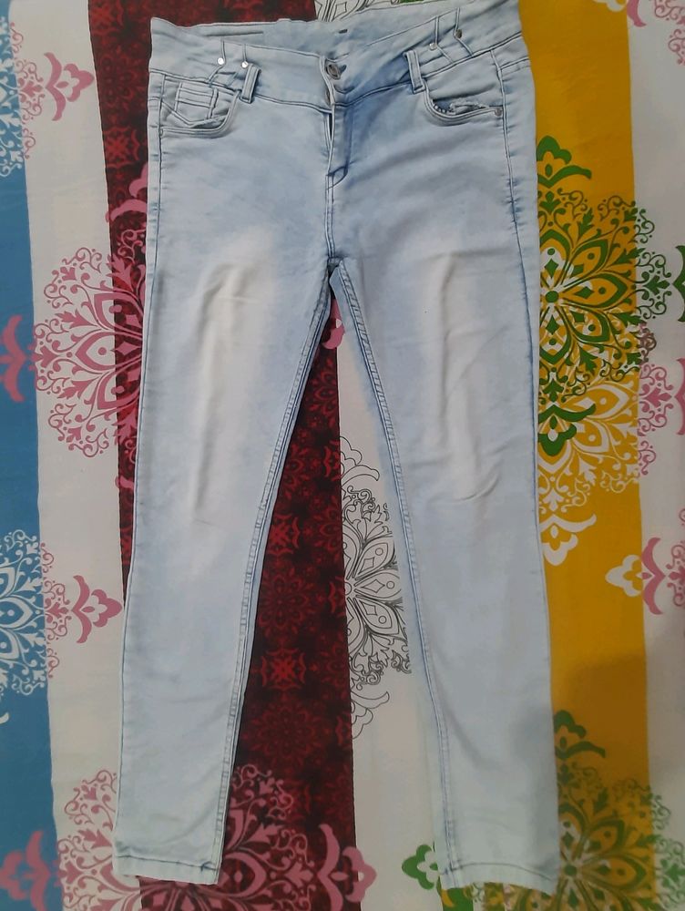 women light blue coloured jeans