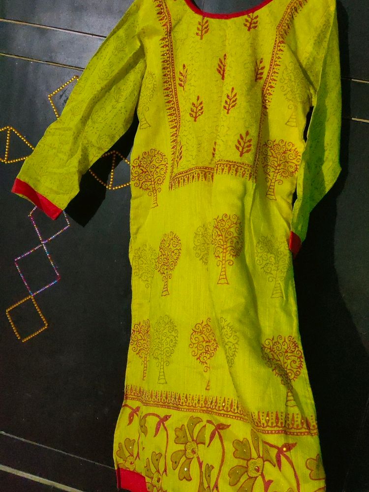 Kurti Like New