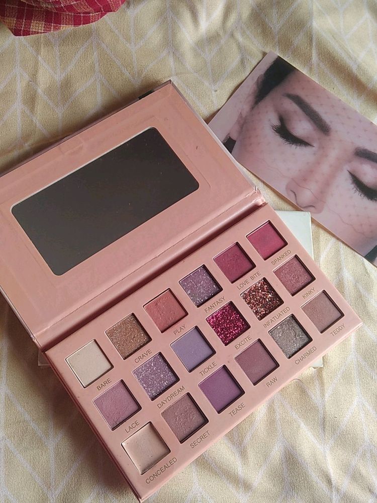 Nude Eyeshadow Palette