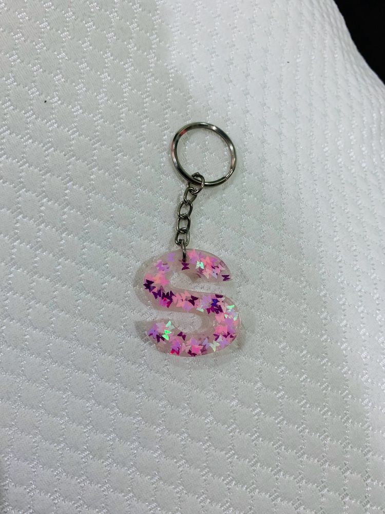 Beautiful Customised Resin Art Keychain🫶❤️$❤️