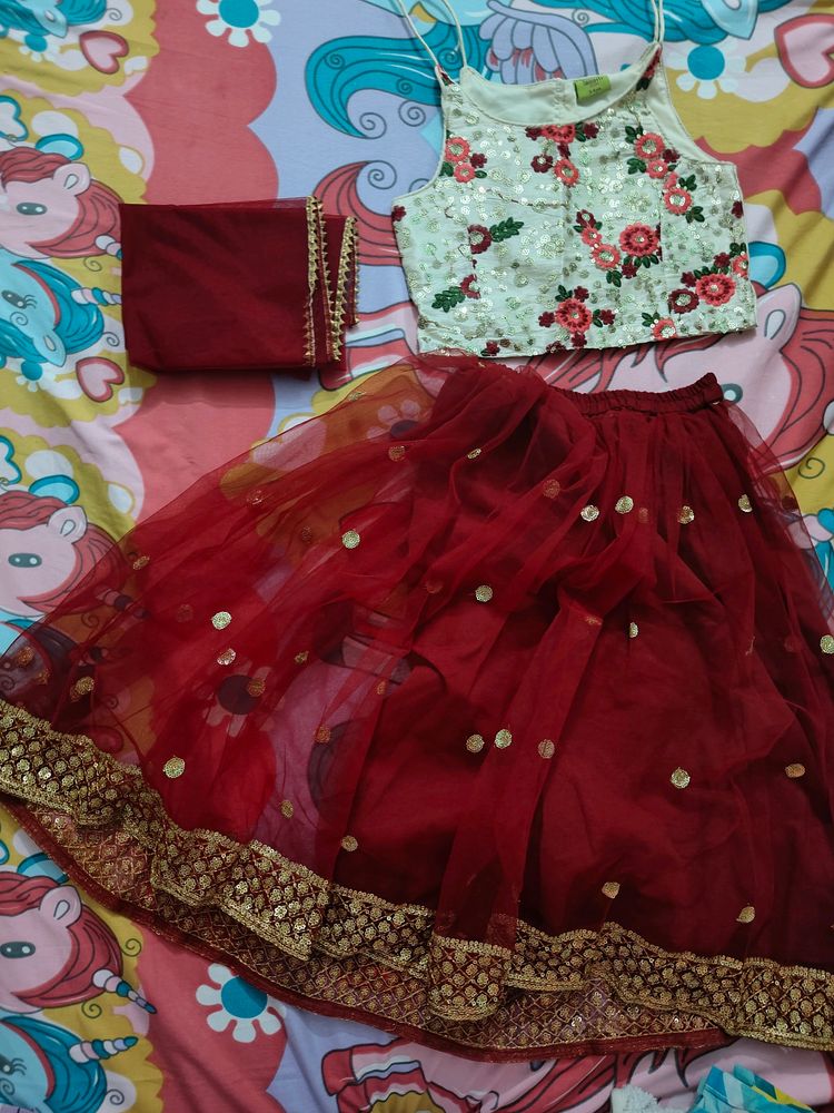 Red And Off White Colour Lehenga