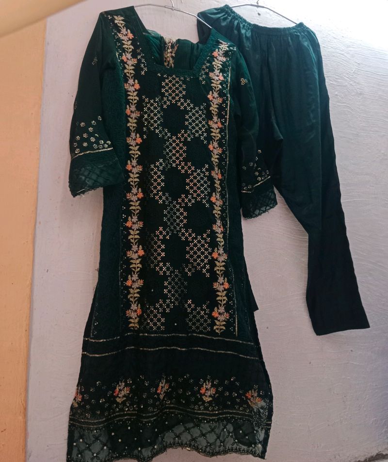 Pakistani Suit