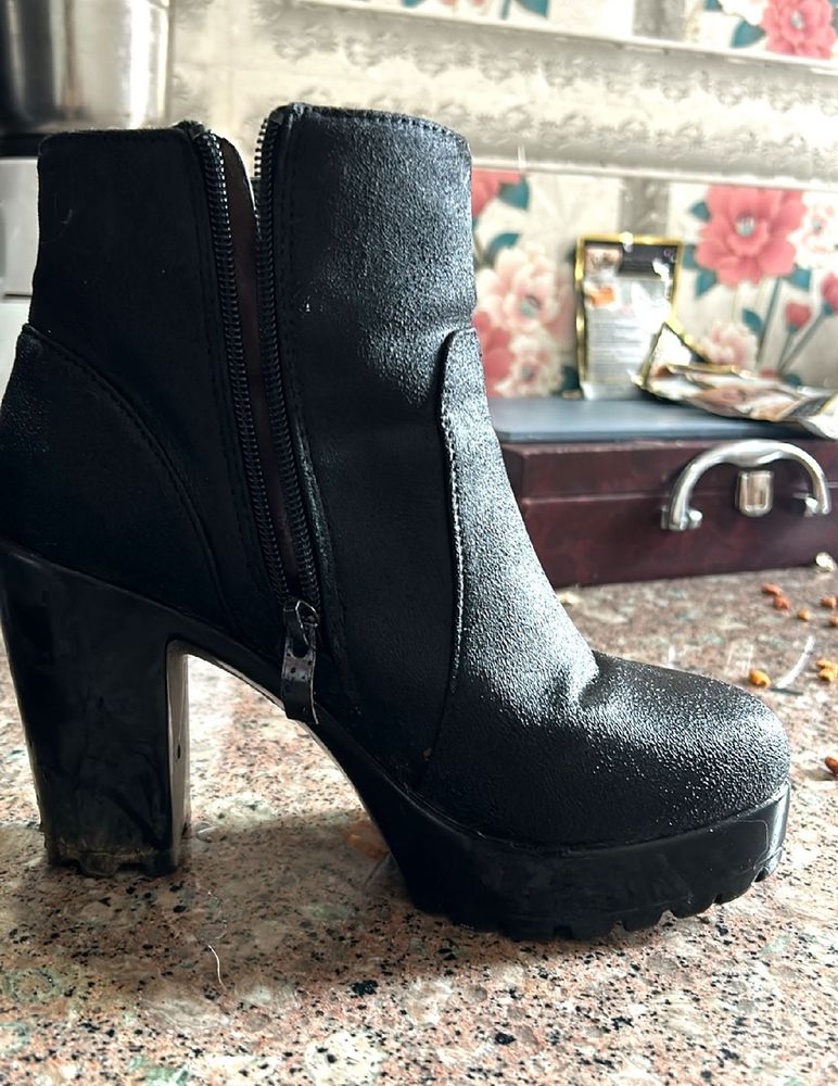 Black Heel Boots