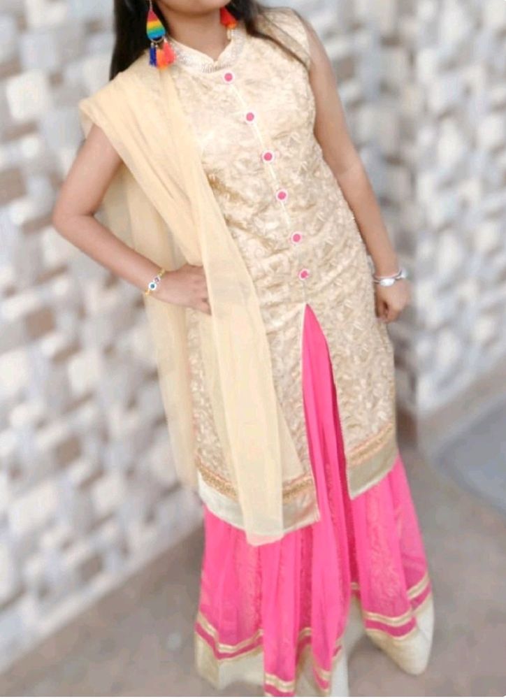 Lehnga With Split Kurti