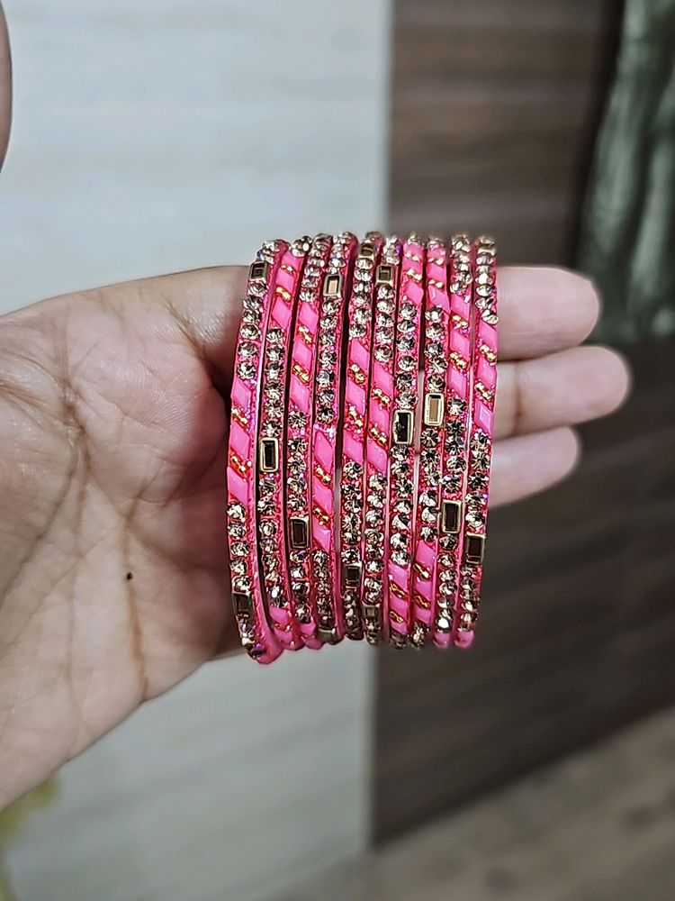 Pink Glass Bangles Set