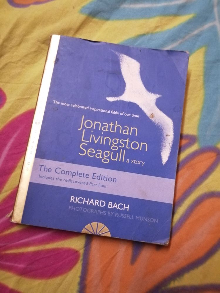 Novel-Jonathan Livingston seagull, a story