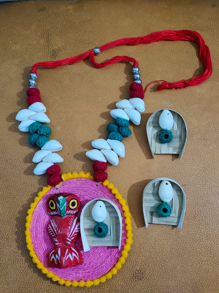 Brand New Wooden Owl Necklace Jewellery