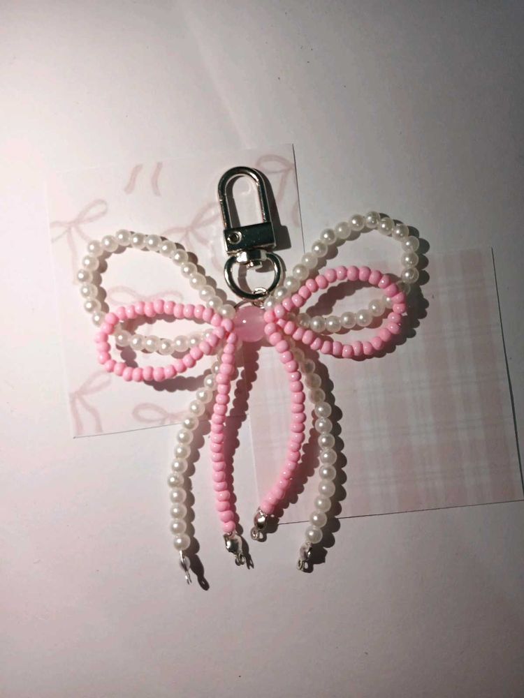 ₊˚⊹౨ coquette beaded keychain / bagcharm ৎ ₊˚⊹