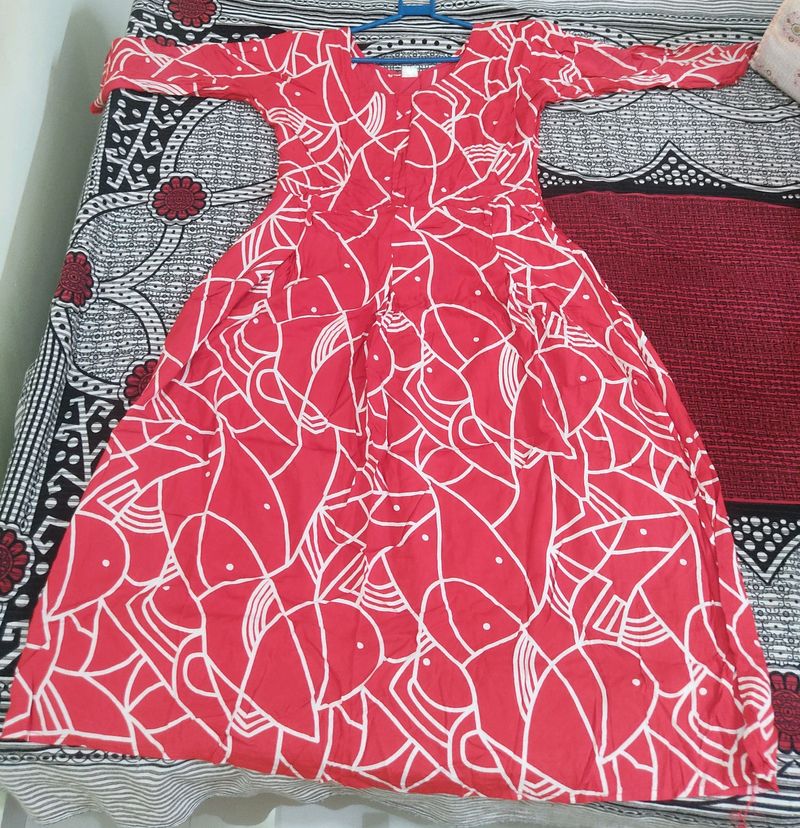 Red And White Anarkali Kurti