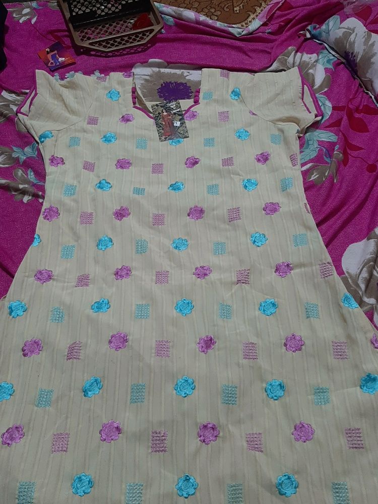 Cream Kurti