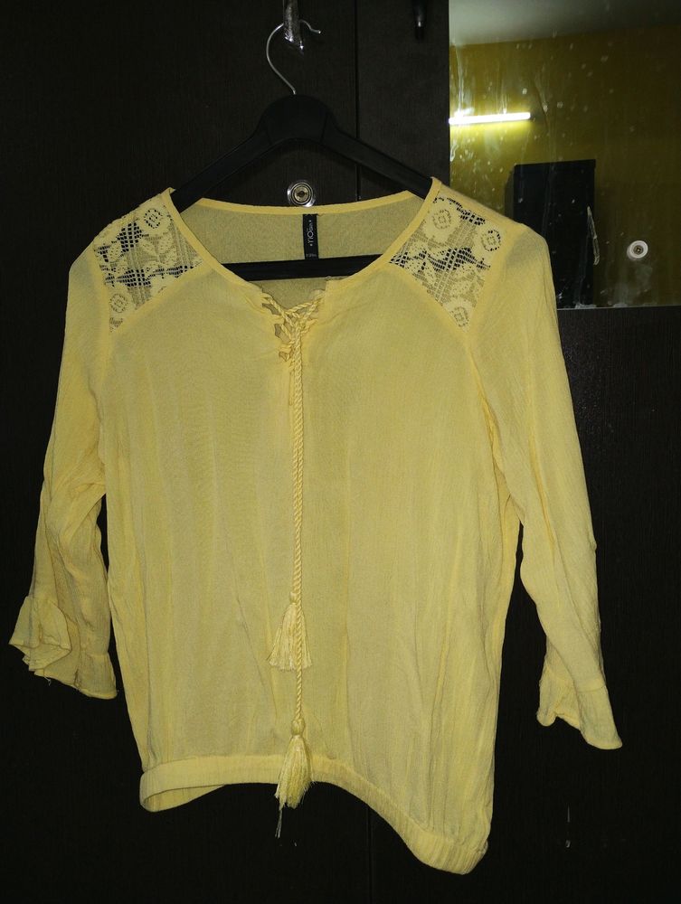 Lemon Yellow, Cotton Top With Tassels