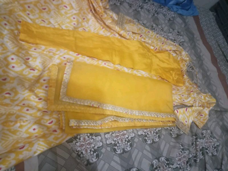 Gown With Pant And Dupatta