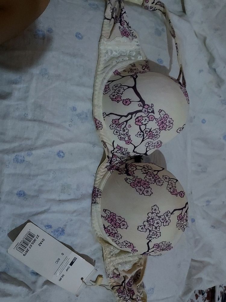 Beautiful Design New Bra With Tag