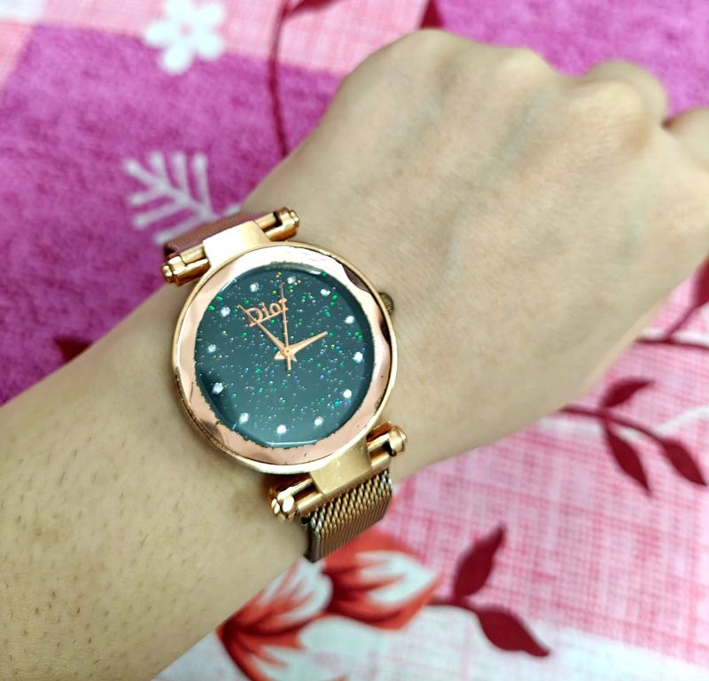 Rose Golden Colour Magnetic Watch