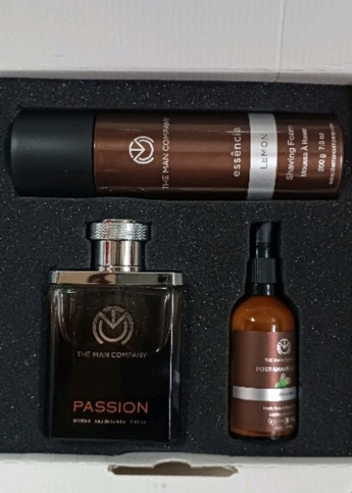 Perfume and Grooming Kit By The Man Company