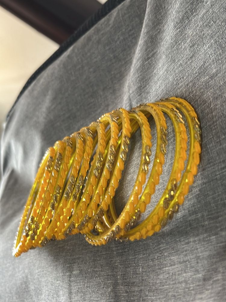 Dozen Bangles Color Yellow