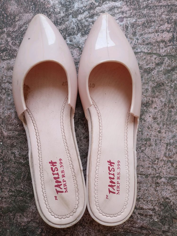 Light Pink Jutti For Women