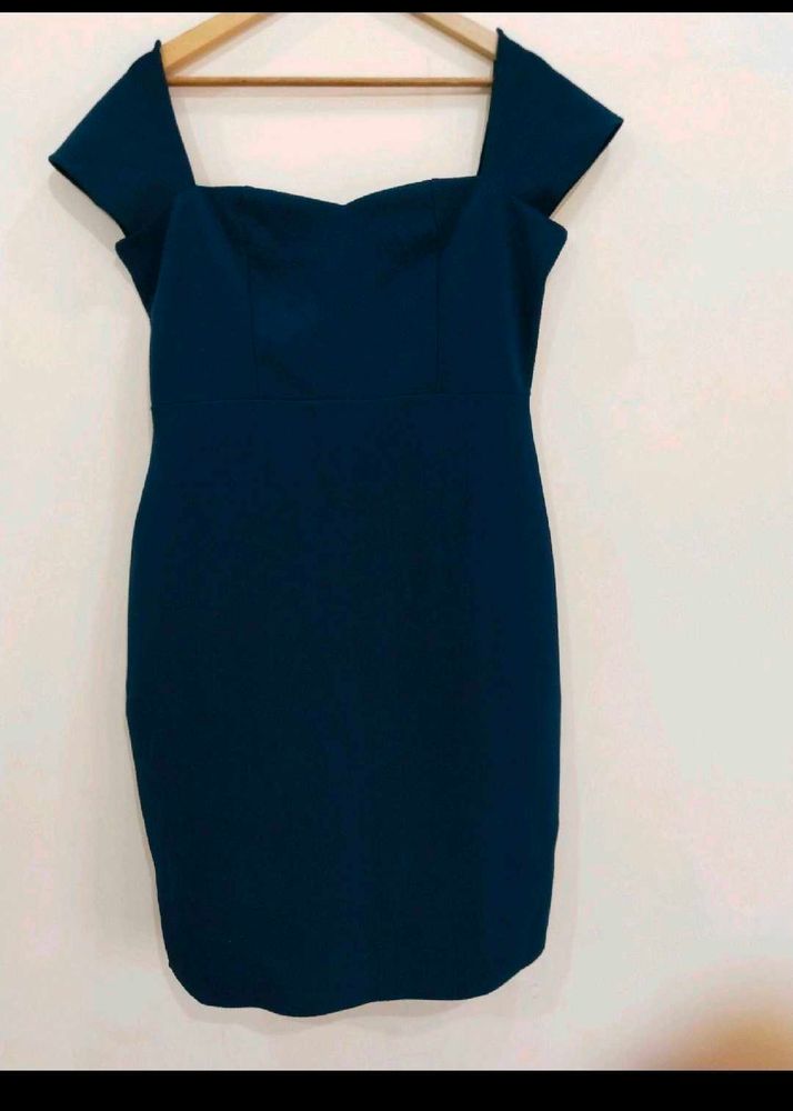 Athena Blue Curvy Fitted Sweetheart Neck Dress