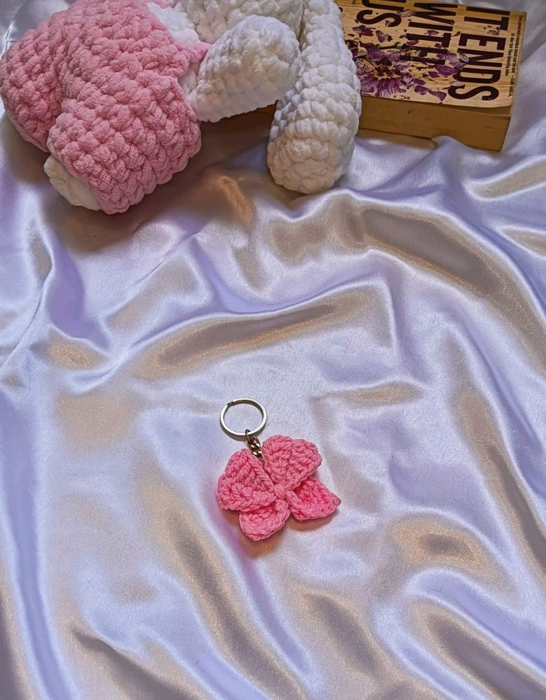 Crochet Kawai  Bow Keychain 🎀