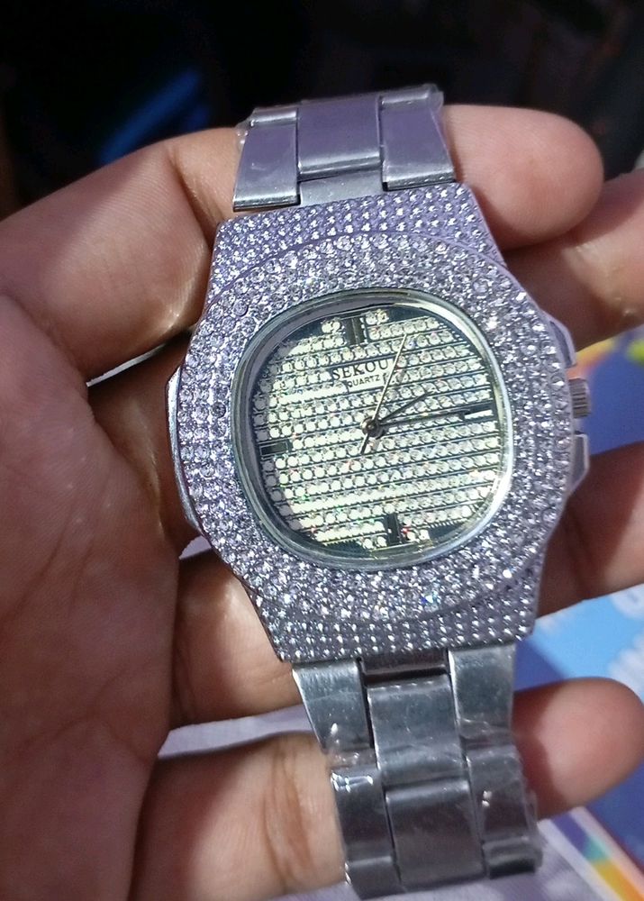 New Iced Out Watch Stylish Diamond