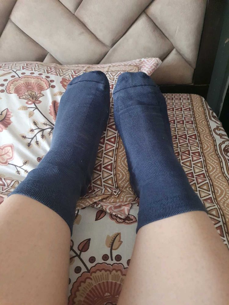 blue preloved socks