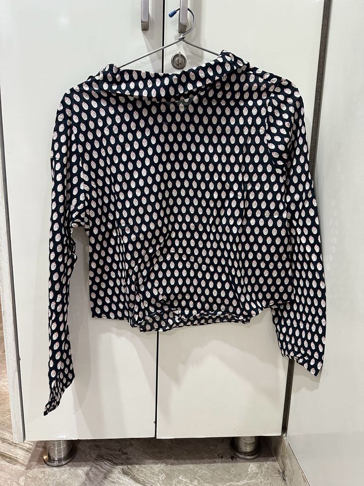 Uniqlo Collared Top