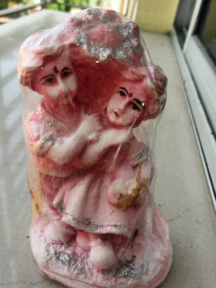 A Bright Pink Couple Statue