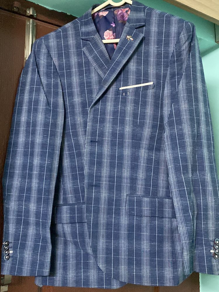 Cantabil Men’s Blue Blazer🎉For Sale With Cover