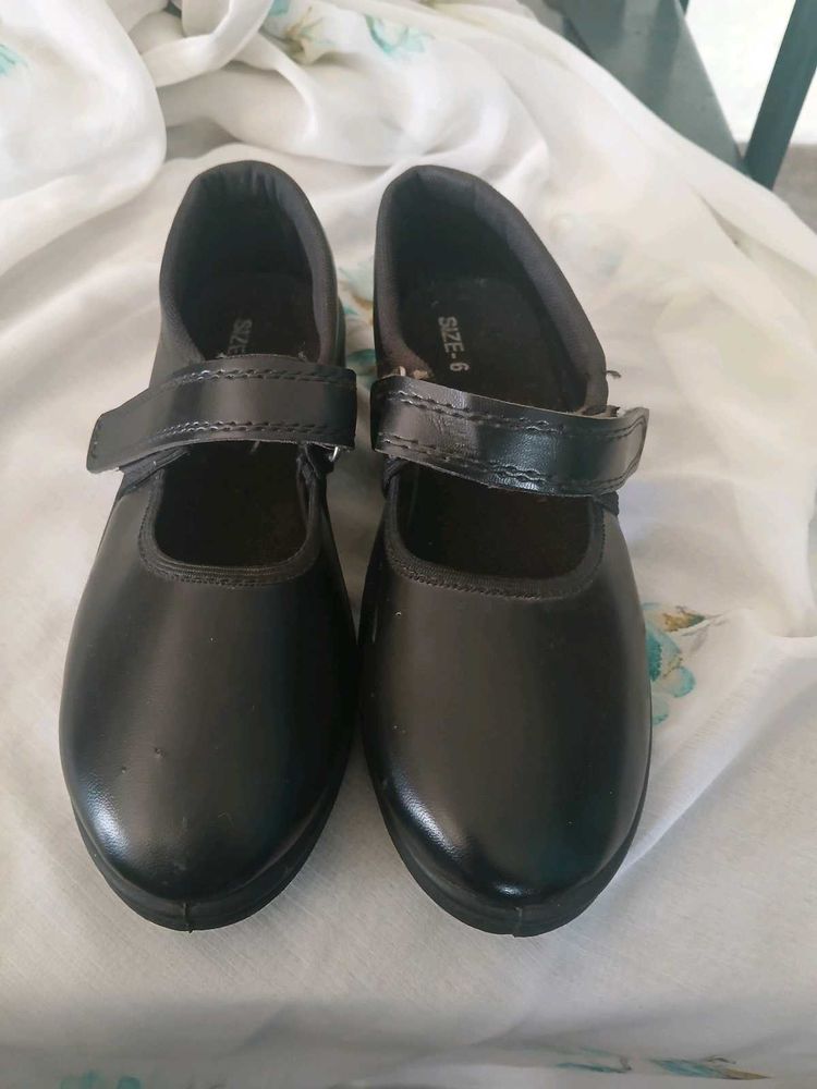 Girls School Shoe No-6