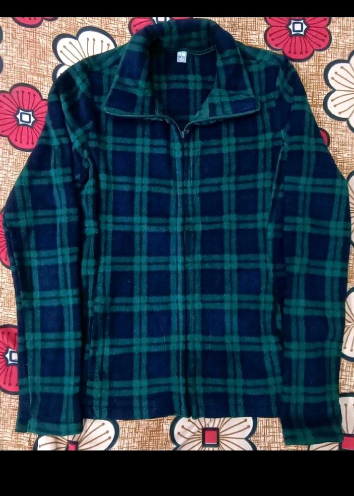 Uniqlo Unisex Checkered Fleece Jacket