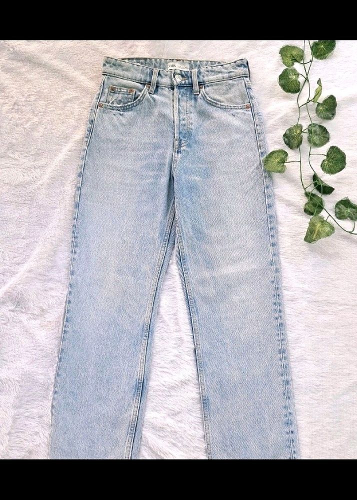 Zara Straight Fit Jean