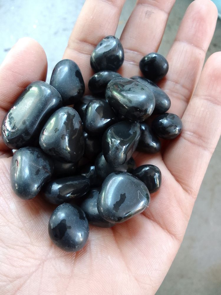 500g Black Pebbles