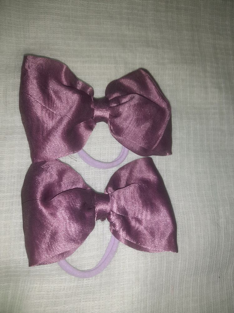 Hair Bow Rubberband With 2 Scrunchies Free