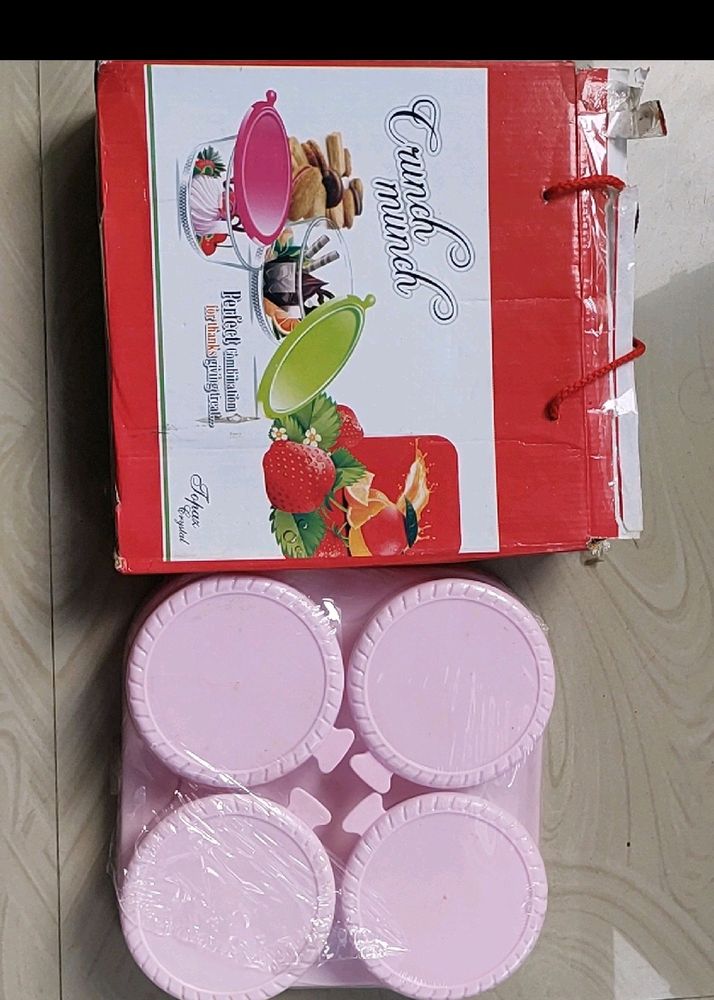 Snacks Tray With 4 Container