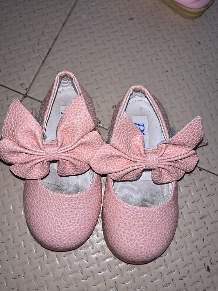 Gurls Footwear With Flower Bow