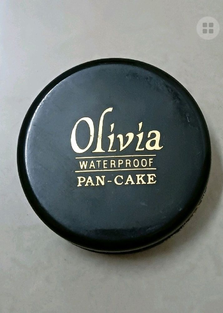 Olivia Pan Cake