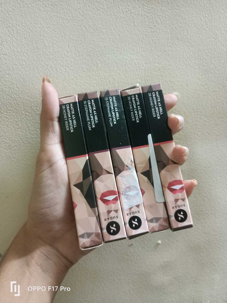 Sugar Cosmetics Crayon Lipstick