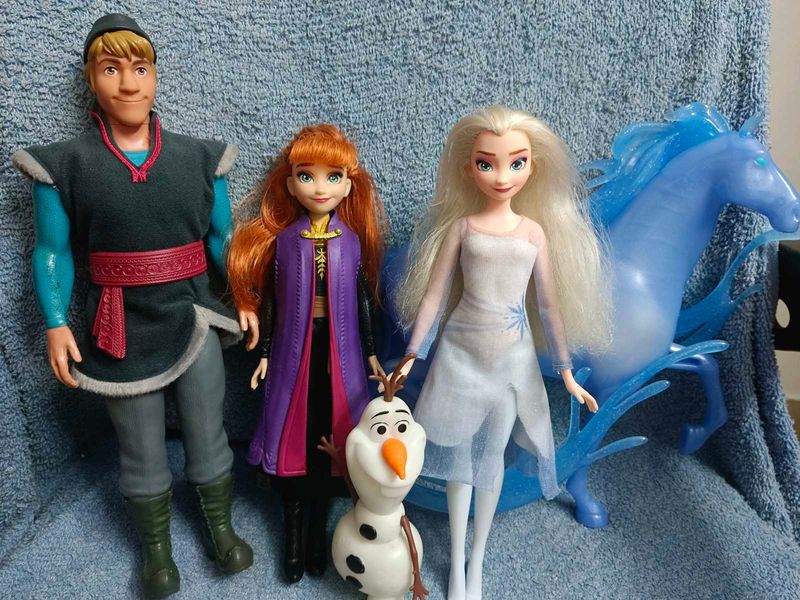 Frozen Doll