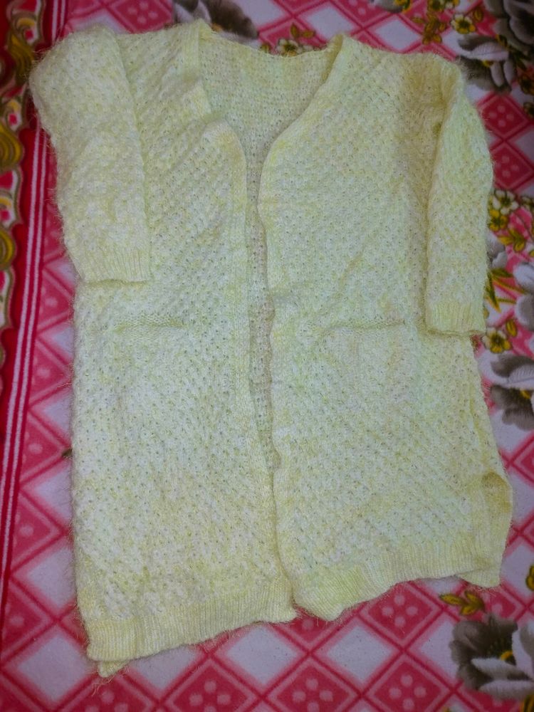 Cute Lemon Yellow Furr Winter Shrug