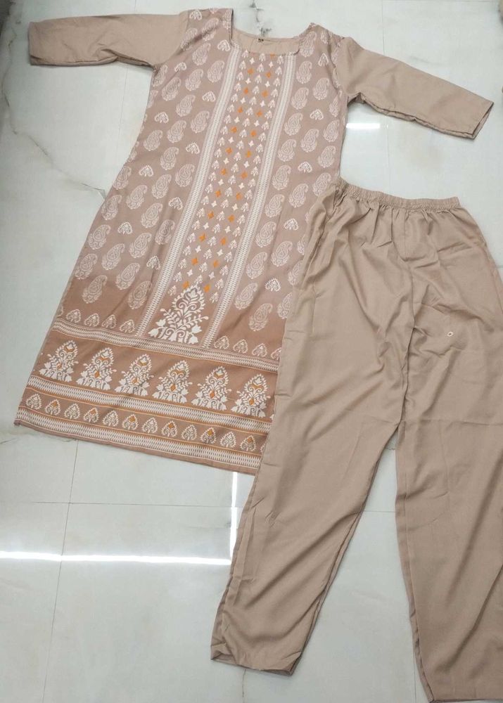 Brand New WOMEN KURTA SET