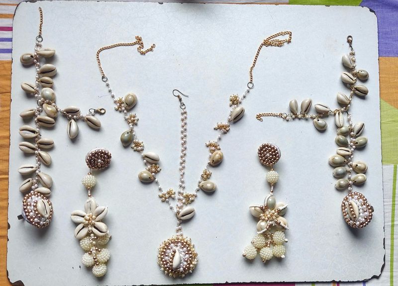 Cowrie Shell Jewelery