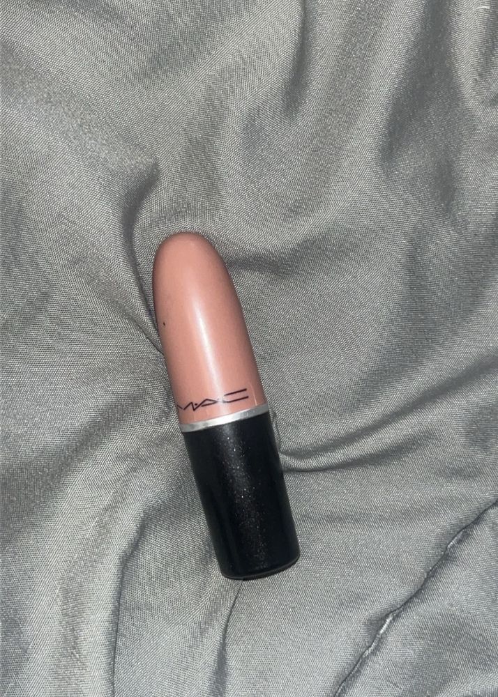 MAC Nude De Jour Lipstick