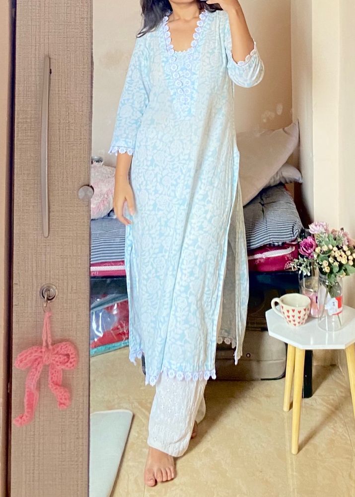 Floral blue kurti with lace border🤍🪻