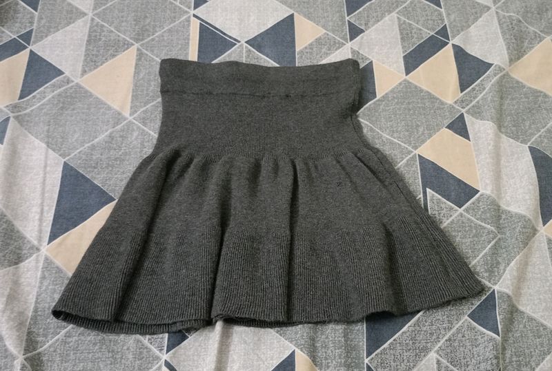 Grey Short Skirt