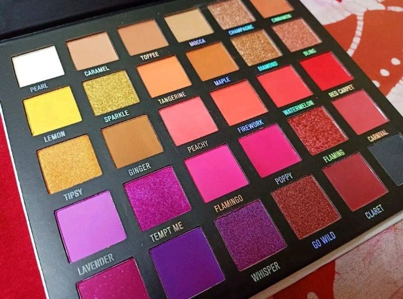 Imagic Eyeshadow Palette